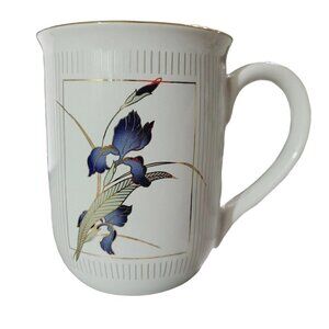 Vintage Otagiri Grand Iris Coffee Tea Mug White Gold Gilt & Pinstripes Blue Iris